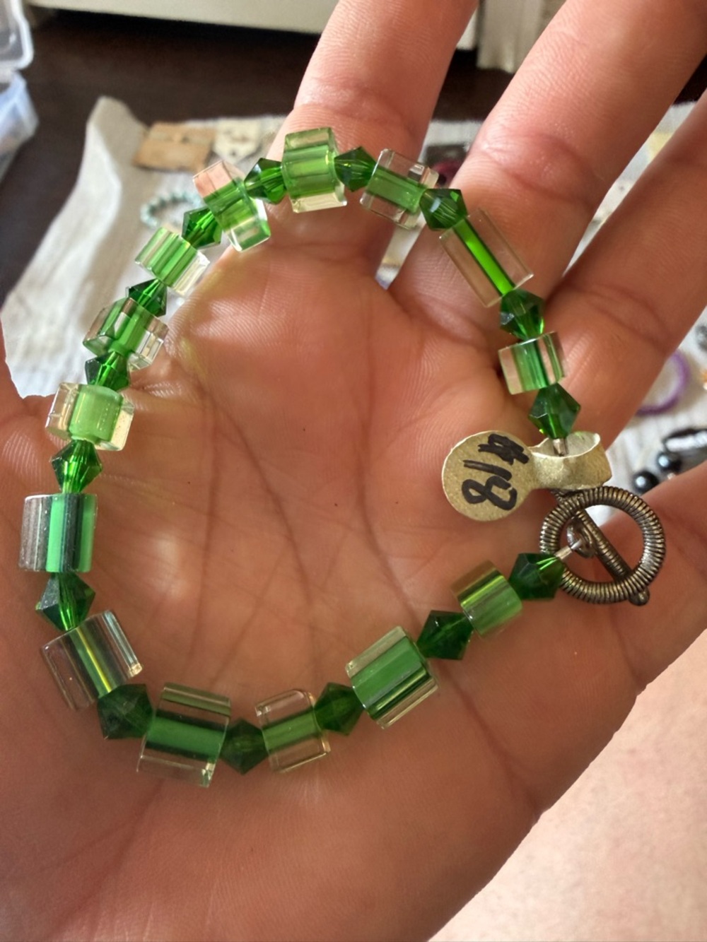 Green Glass Bead Bracelet - Women Jewelry - Picture 2 of 7